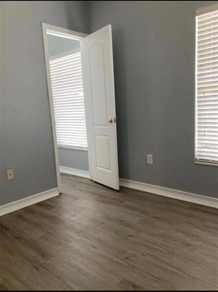 Building Photo - 6710 Lake Camden Way