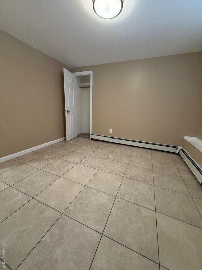 Building Photo - 579 Fire Island Ave S