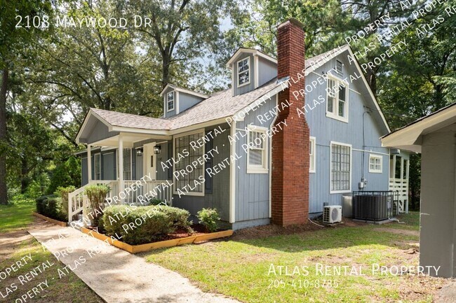 Building Photo - 2108 Maywood Dr