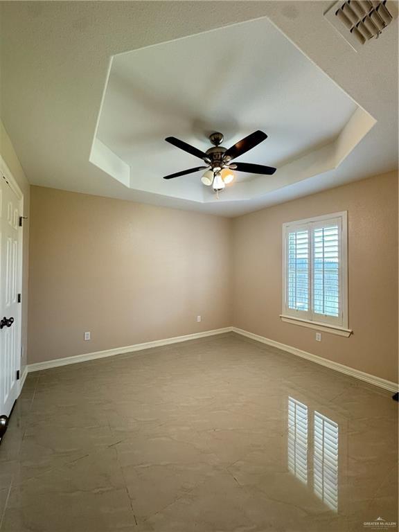 Building Photo - 209 W Mile 14 1/2 N