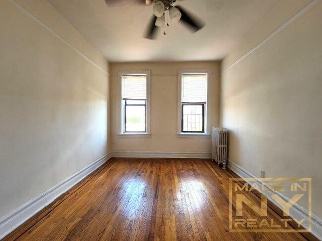 Building Photo - 1 bedroom in ASTORIA NY 11106