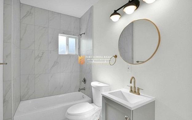 Building Photo - 202 S 2nd St