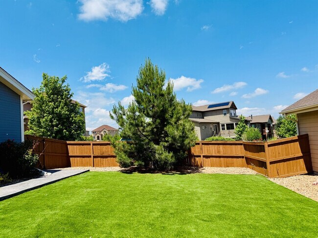 Building Photo - 15557 W 95th Ave