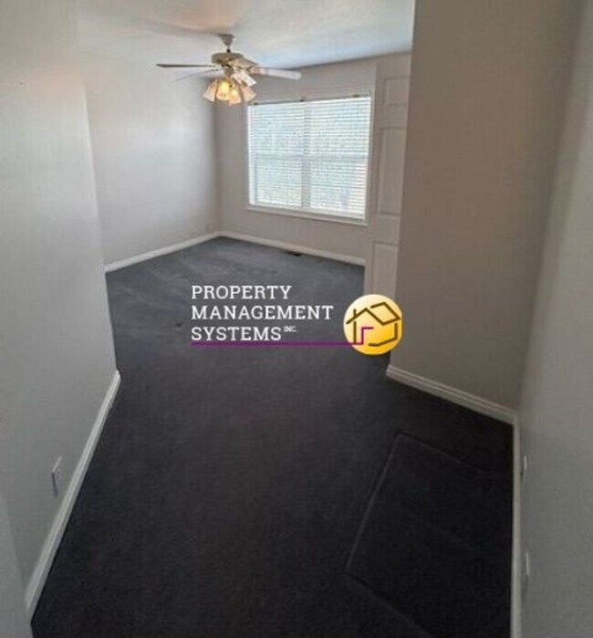 Building Photo - 3 Bedroom Condo Near Park City