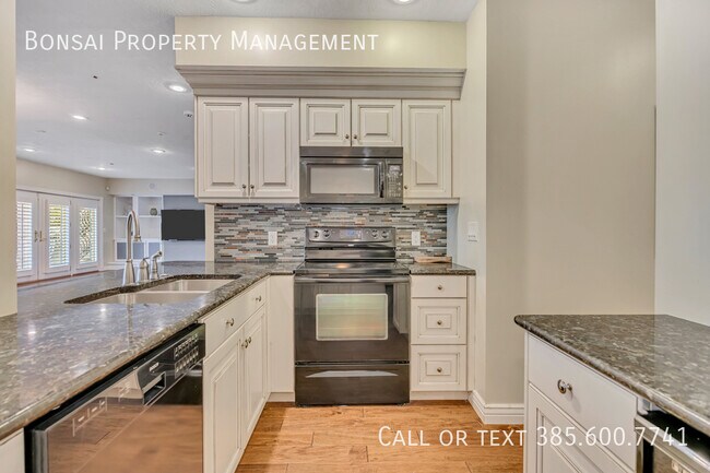 Building Photo - 11291 Palisade View Dr