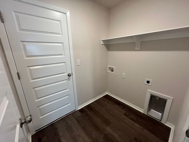 Building Photo - Now Leasing: Spacious 4-Bedroom, 2-Bath Home in Pea Ridge — Secure Your New Home Today!