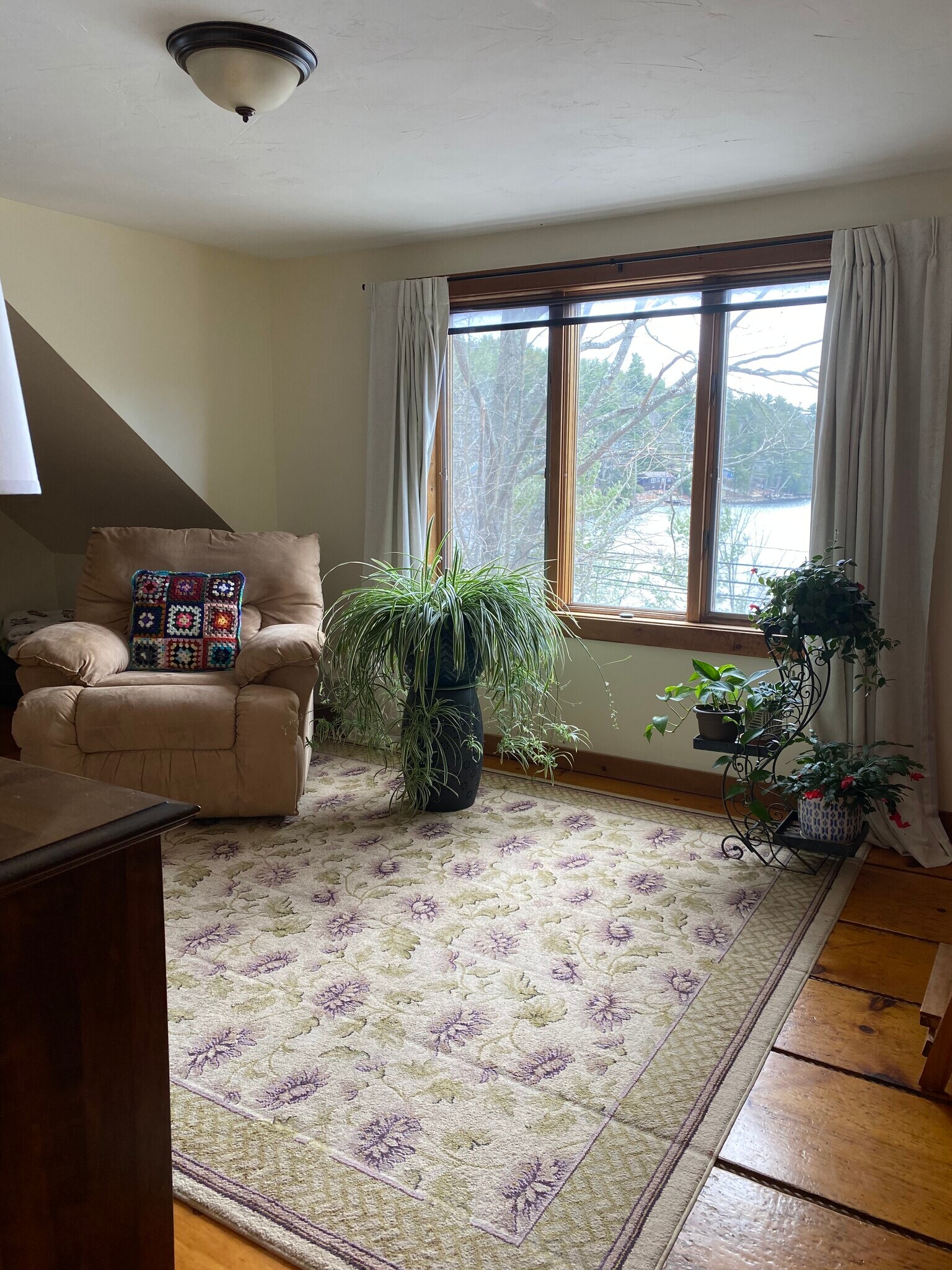 Building Photo - 326 Reservoir Dr