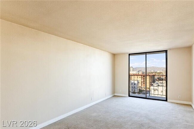 Building Photo - 3930 University Center Dr