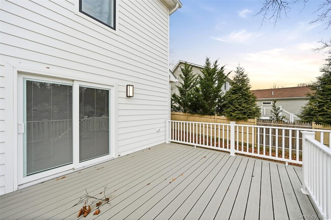 Building Photo - 67 Paulding Ln