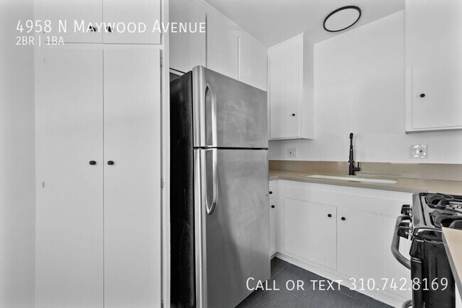 Building Photo - 4958 N Maywood Ave