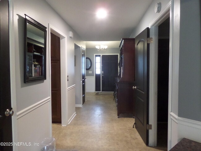 Building Photo - 386 Hickory Hollow Dr