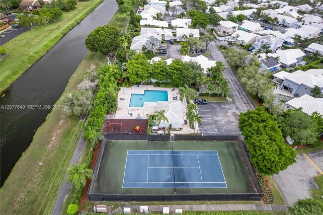Building Photo - 6352 SW 112th Pl
