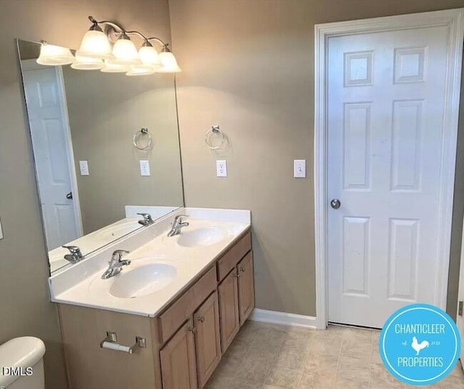 Building Photo - 241 Arbor Hl Pl