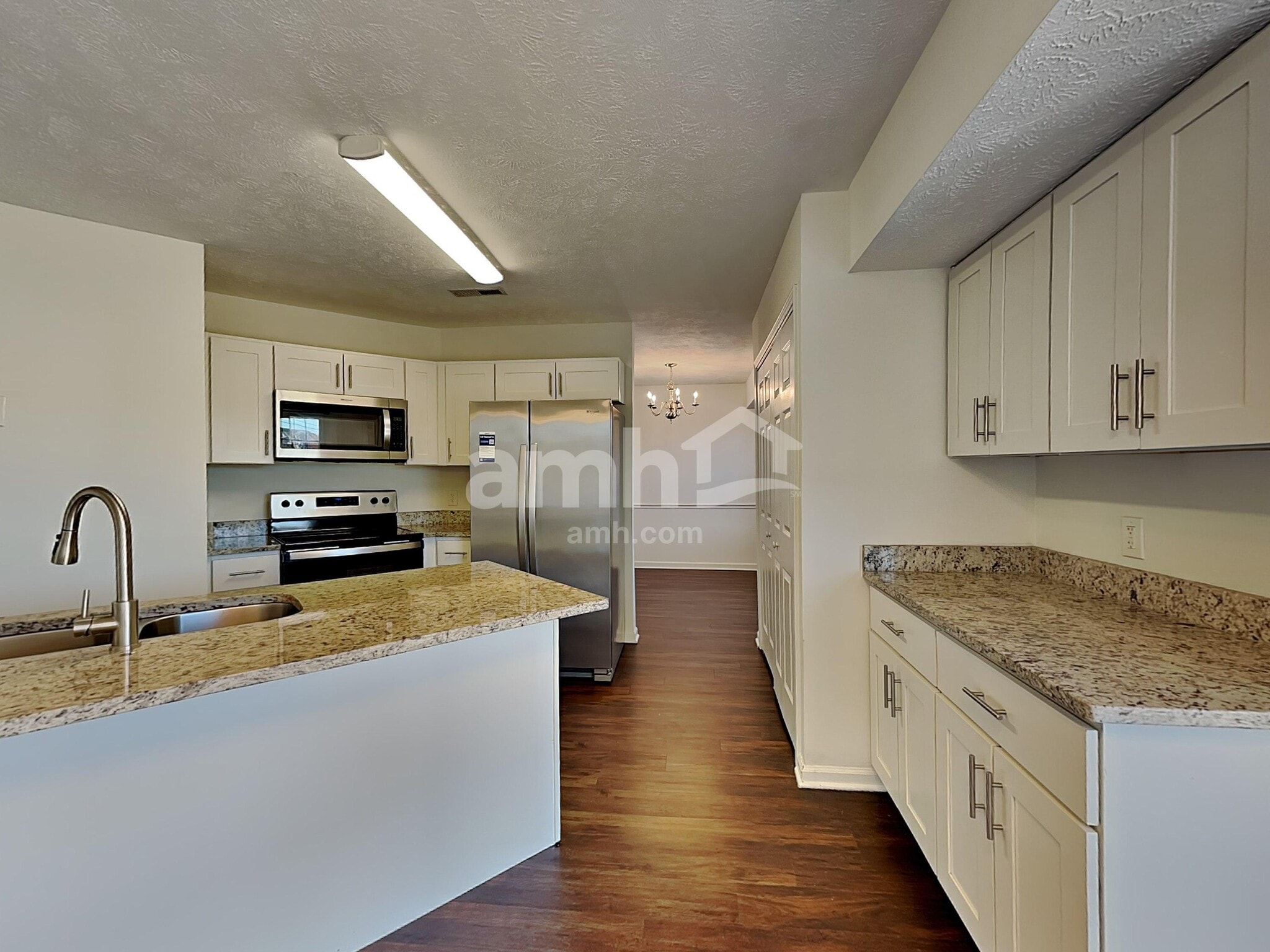 Building Photo - 7460 Maggie Dr