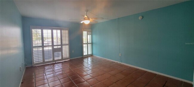 Building Photo - 4900 38th Way S