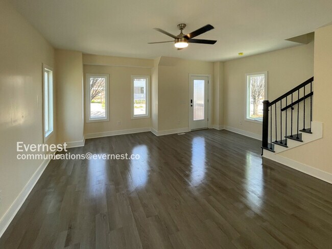 Building Photo - 516 New Bern Ave