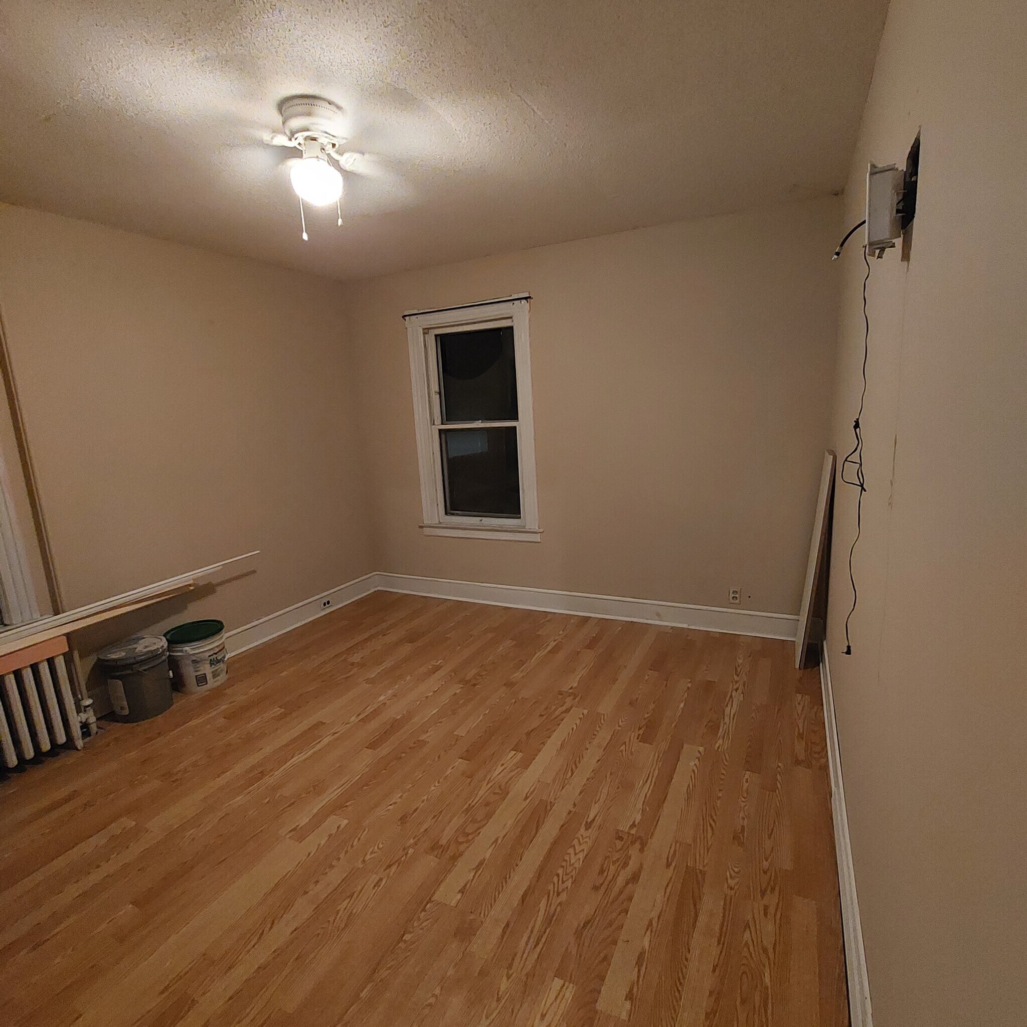 Bedroom 2 - 46 Campfield Ave