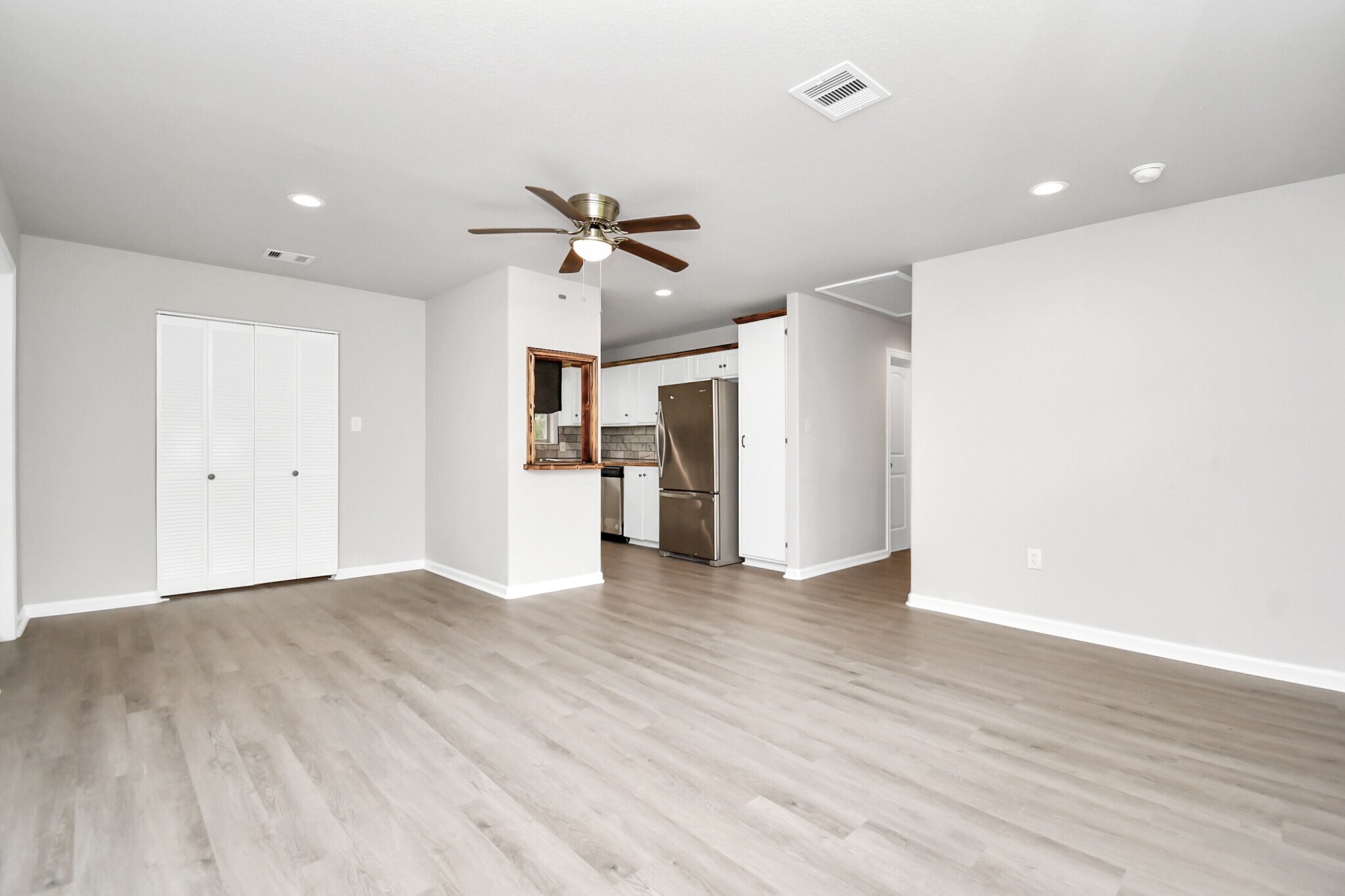 Building Photo - 210 Prune St