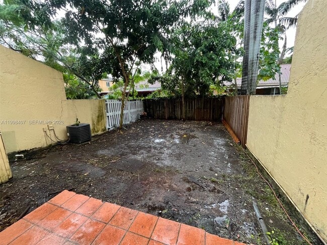 Building Photo - 58 SW 14th Terrace