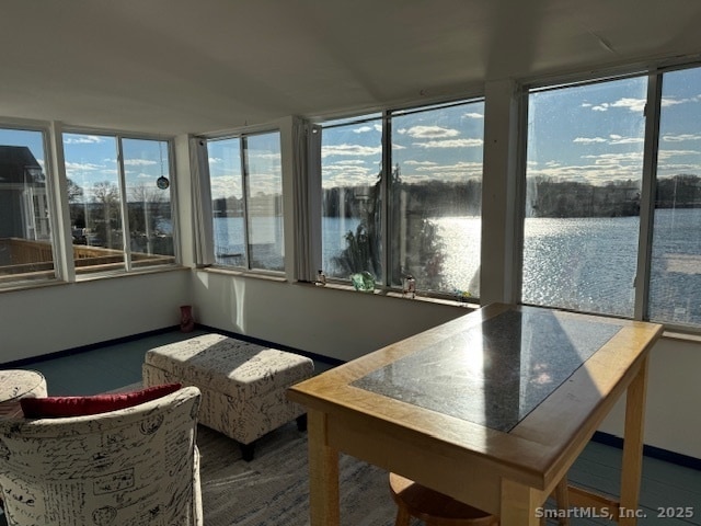 Building Photo - 123 Seneca Dr