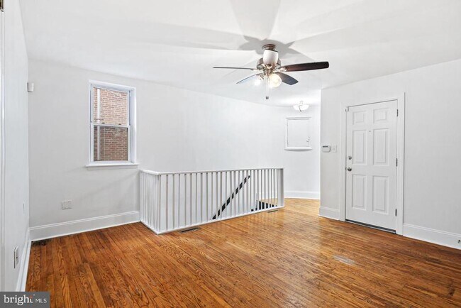 Building Photo - 1305 Spruce St