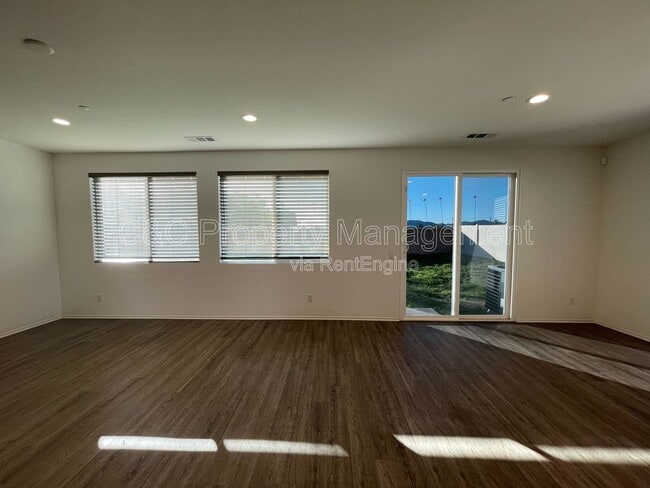 Building Photo - 1023 Haviture Wy