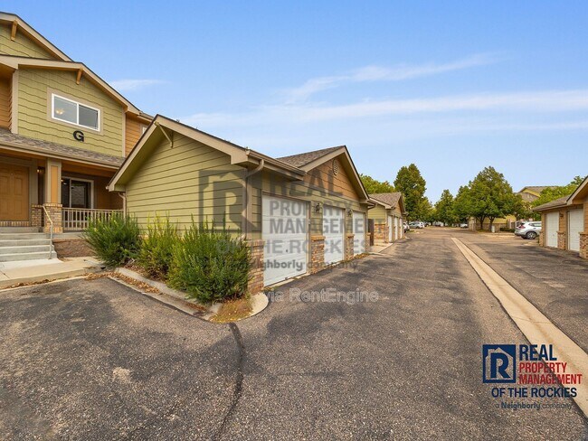 Building Photo - 2702 Rigden Pkwy