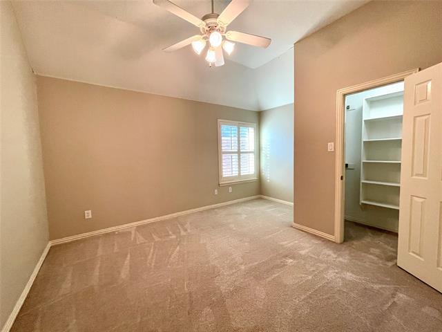 Building Photo - 3439 Mayflower Dr