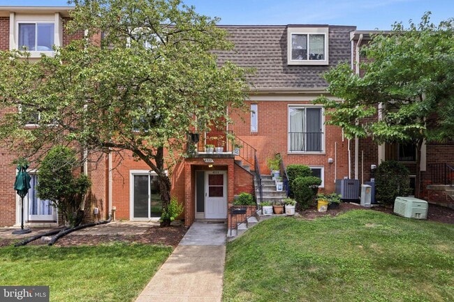 Building Photo - 4533 Logsdon Dr