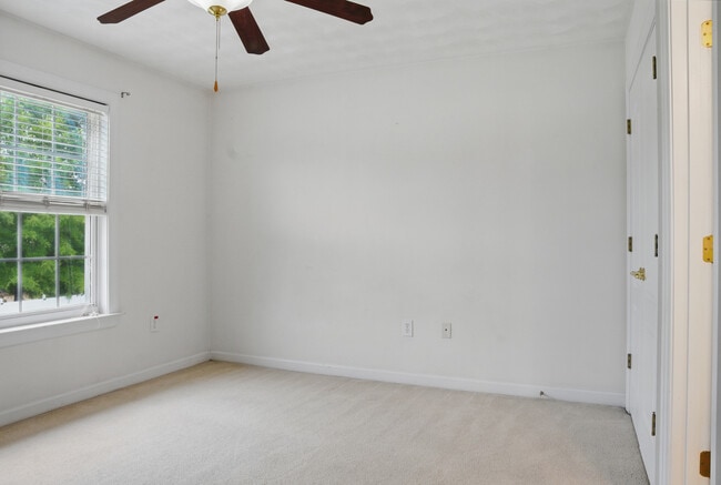 Building Photo - 1812 Quivers Keep