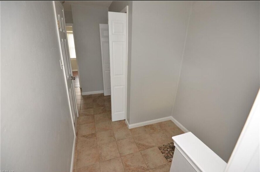 Building Photo - 4502 Marlwood Way