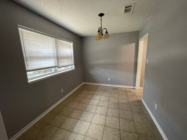 Front Formal Dining 9x12 - 2502 Sunnycrest Dr