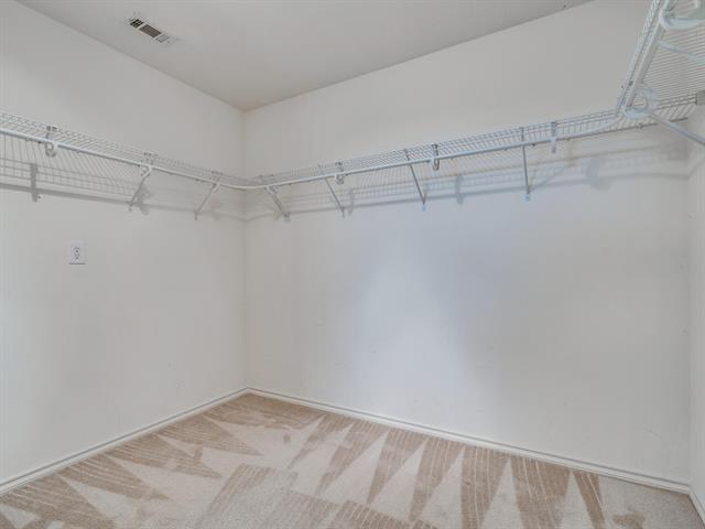 Building Photo - 7721 Willow Ridge Dr