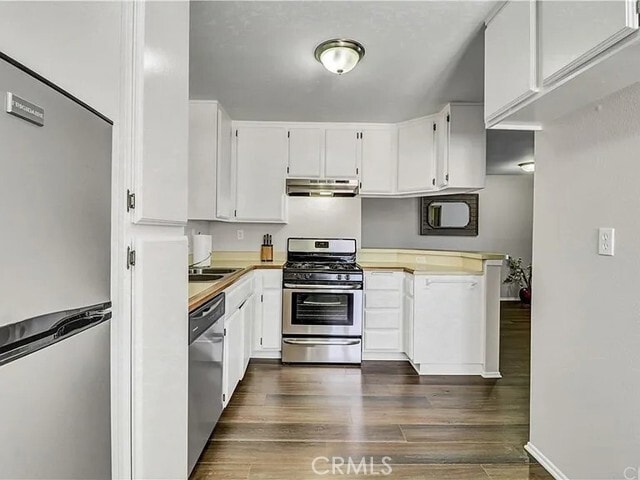 Building Photo - 1200 Gaviota Ave