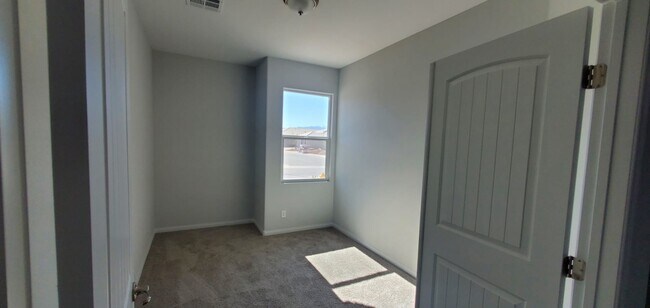 Building Photo - 5846 Steinbeck Vly St