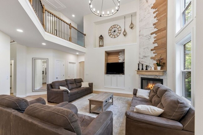 Building Photo - 415 Enclave Ct