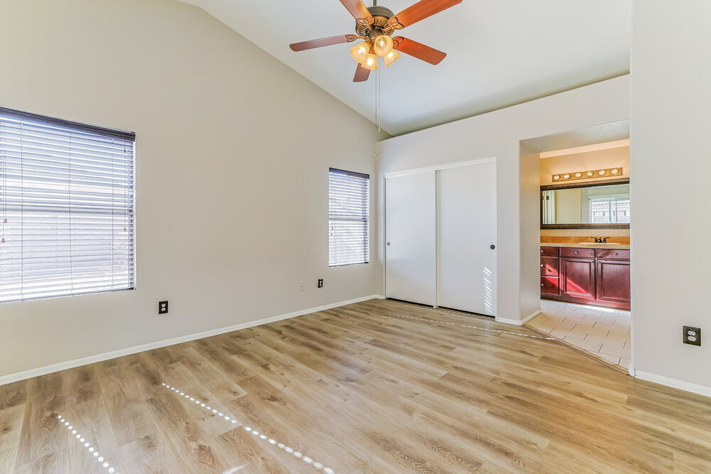 Building Photo - 2317 E Flintlock Pl