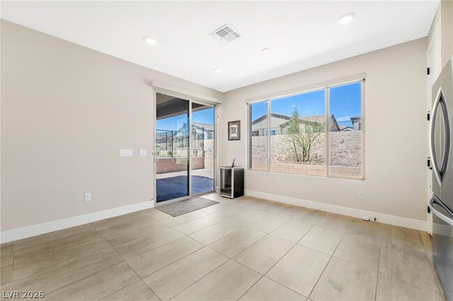 Building Photo - 57 Lk Blf Ct