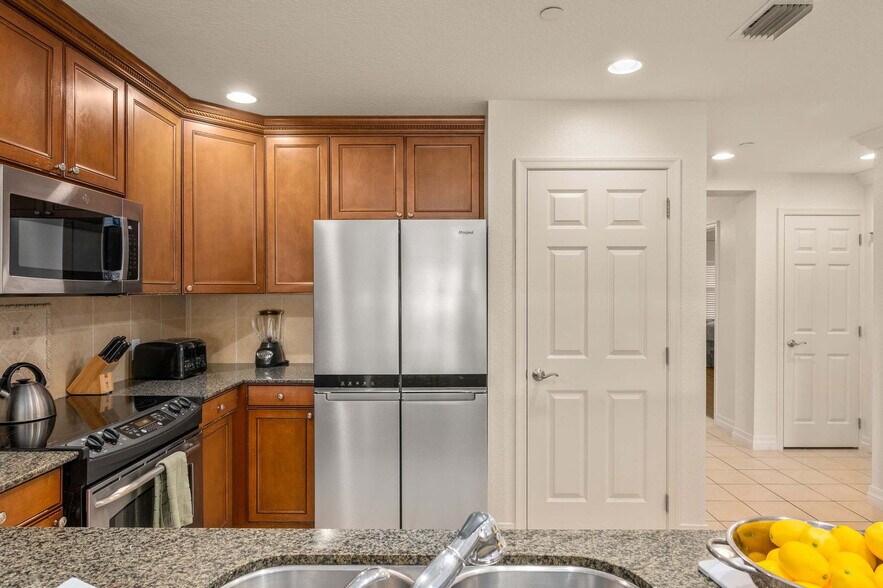 Building Photo - 7628 Heritage Crossing Way