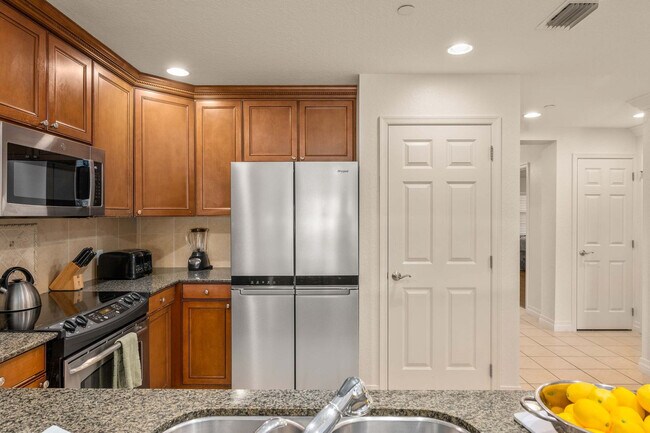 Building Photo - 7660 Whisper Way