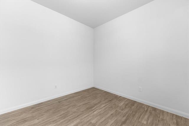 Building Photo - 113 Oriole Dr