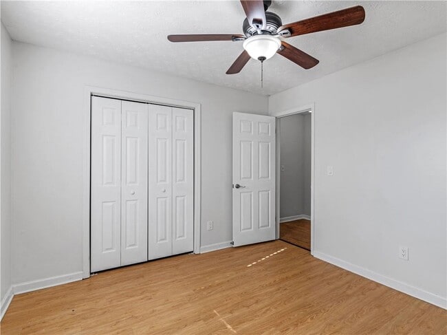 Building Photo - 108 Greenleaf Dr