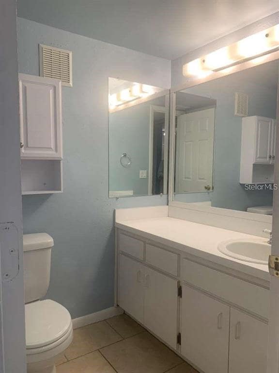 Building Photo - 1420 70th St N