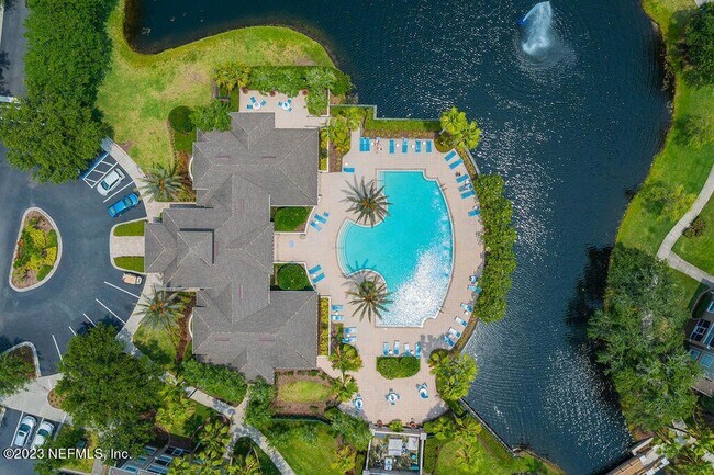 Building Photo - 7990 Baymeadows Rd E