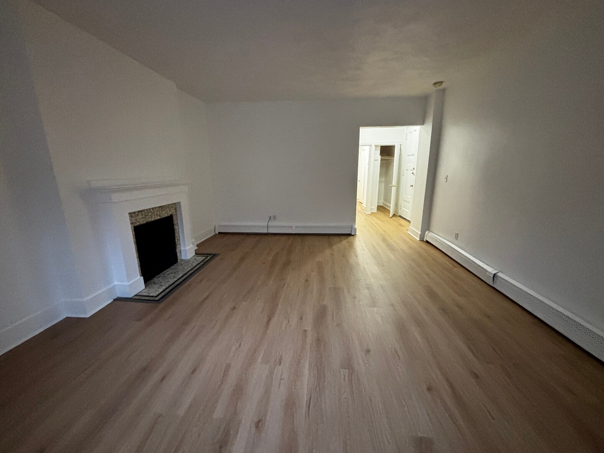 Building Photo - 672 Washington St