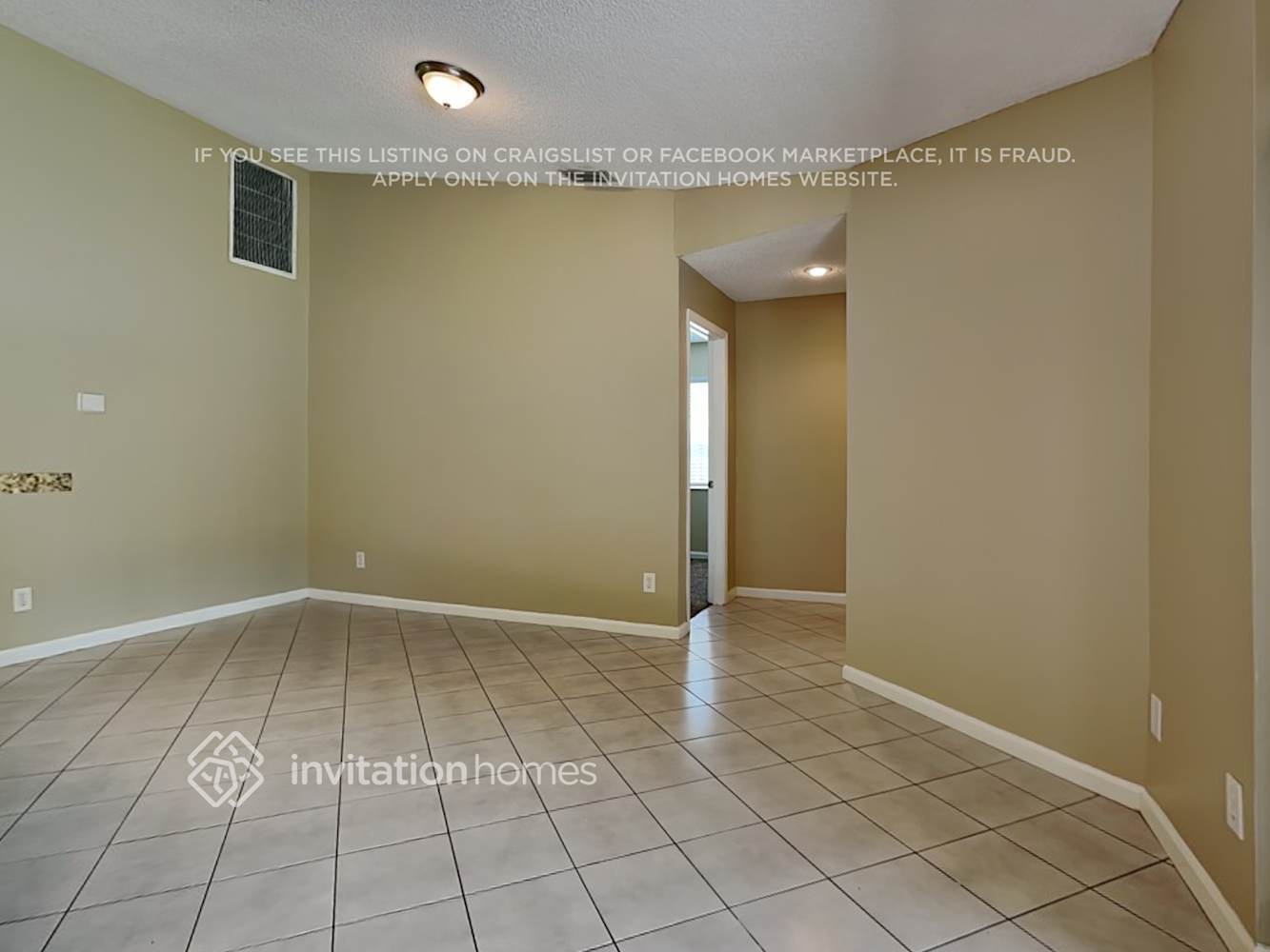 Building Photo - 378 N Country Club Blvd