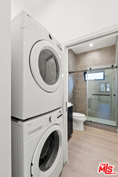 Building Photo - 8931 Hubbard St