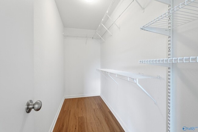 Building Photo - 15328 Mill Valley Dr