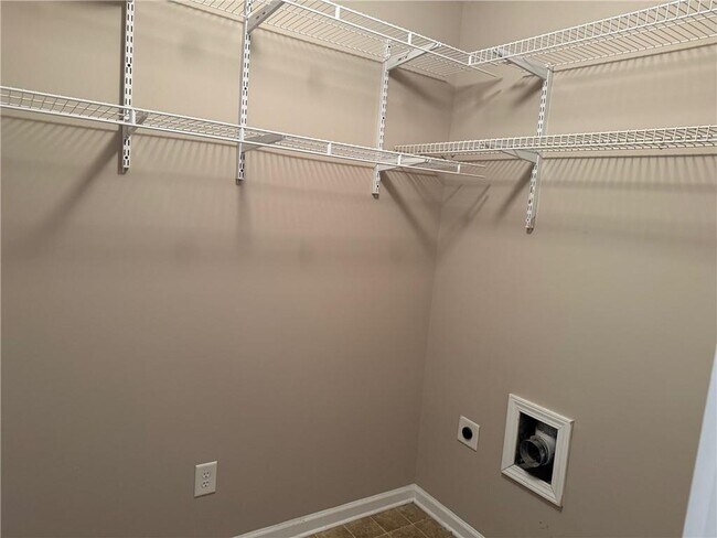 Building Photo - 3669 Chicago St NW