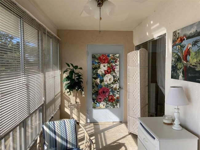 Building Photo - 304 47th Ave Dr W